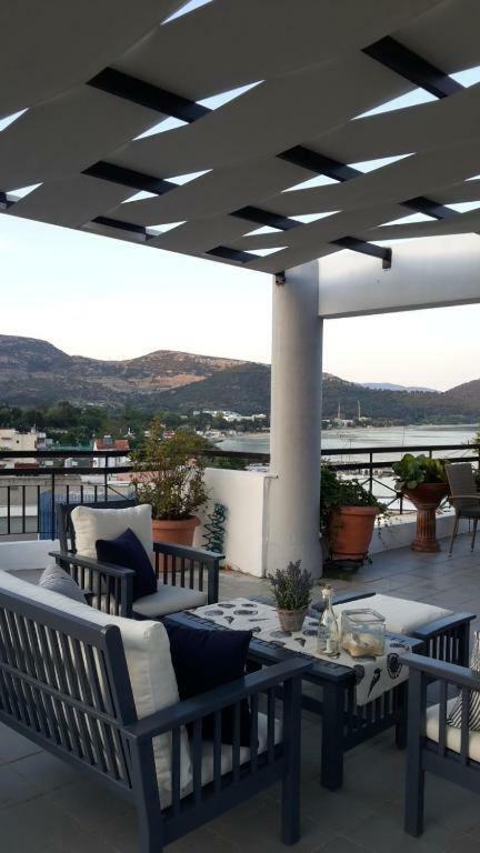 Port View Suites 2 Kavala Exterior foto